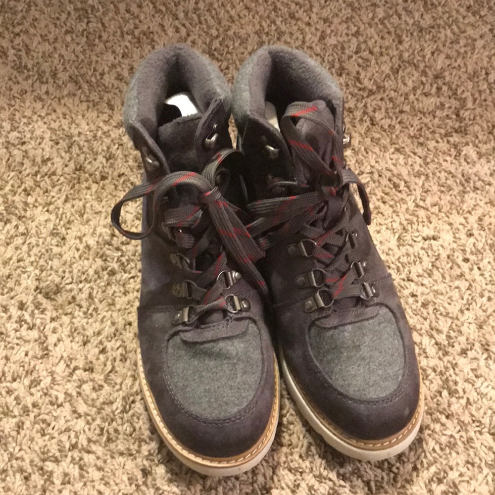 Merona Hiking Boots 8.5